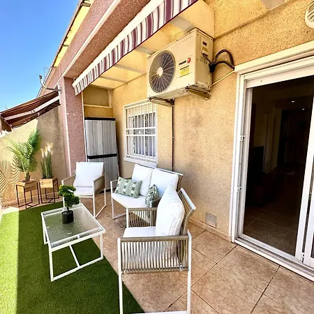 Triple Five Apartmán